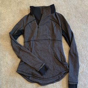 Like new lululemon jacket Size 6